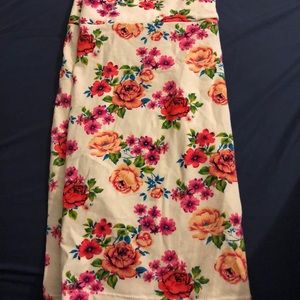 Colorful floral mini skirt